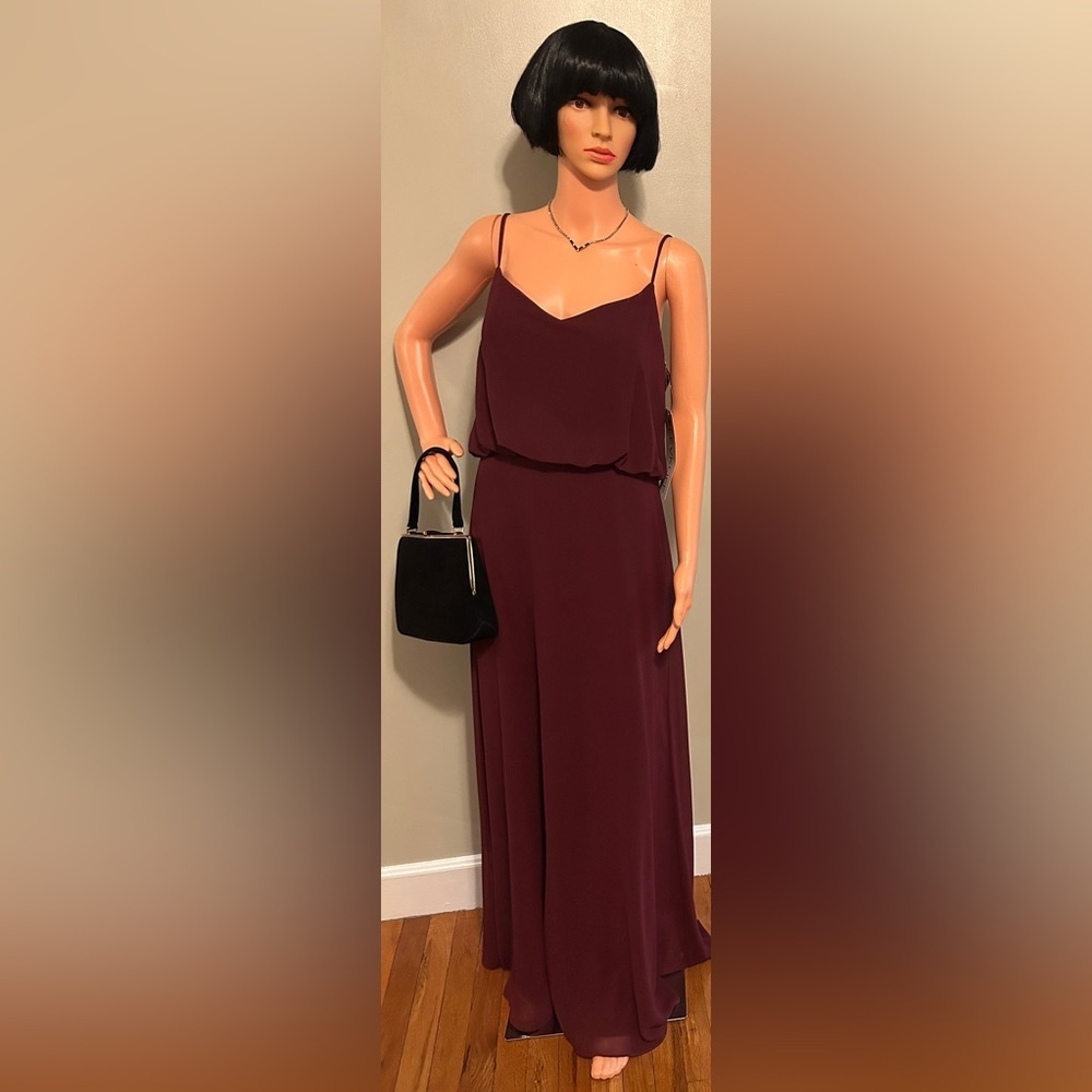 Bill Levkoff Wine Chiffon V-neck A-line Gown - Picture 3 of 9